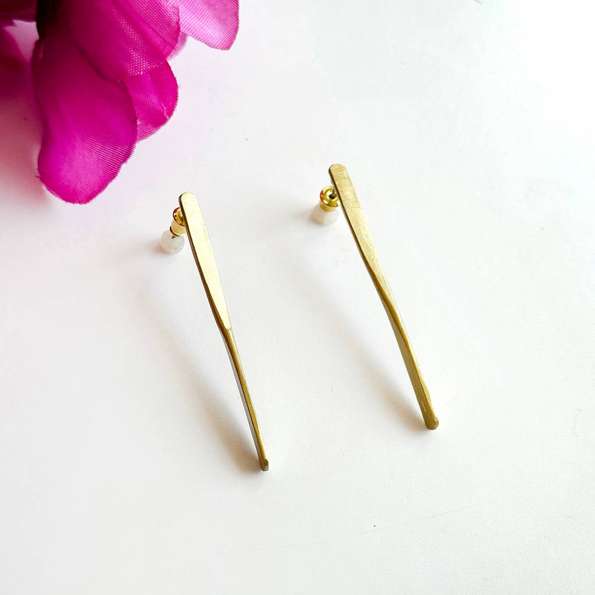 Paddle Post Earrings - Gold
