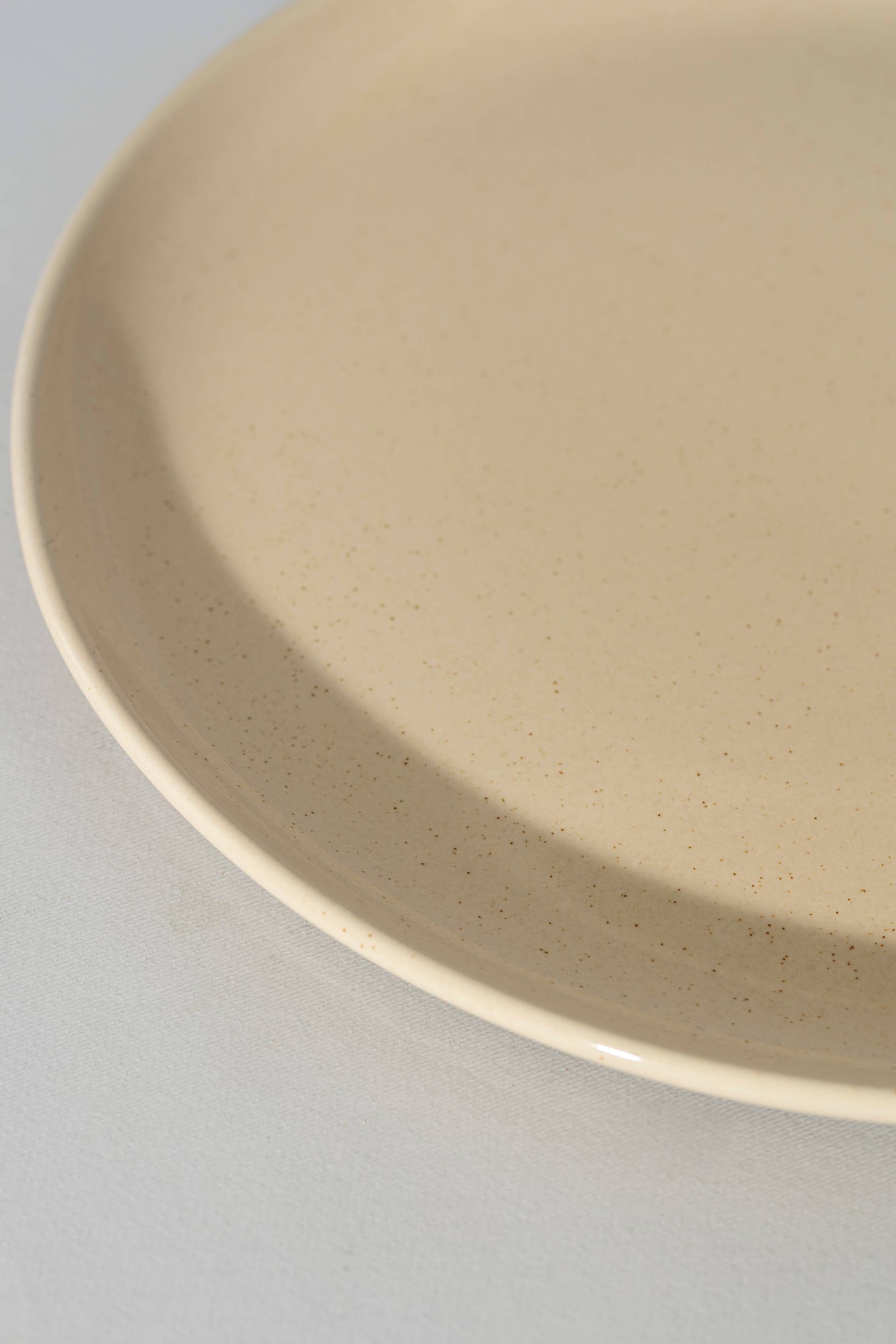 Handmade Stoneware Flat Salad/Dinner Plate | Edan 9.4"
