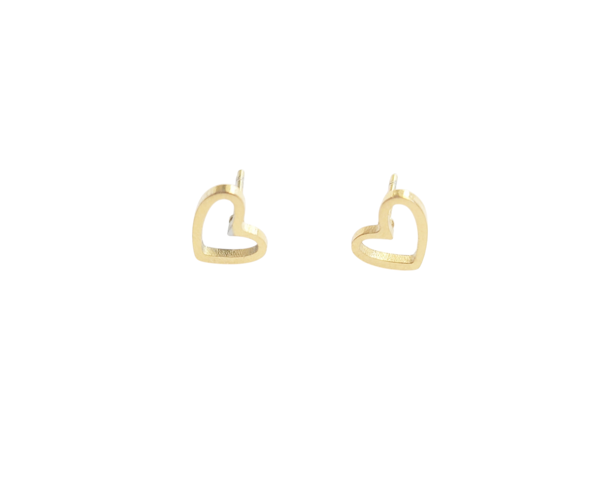 Bambu Grace | Heart Studs