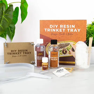 DIY Resin Trinket Tray Kit contents