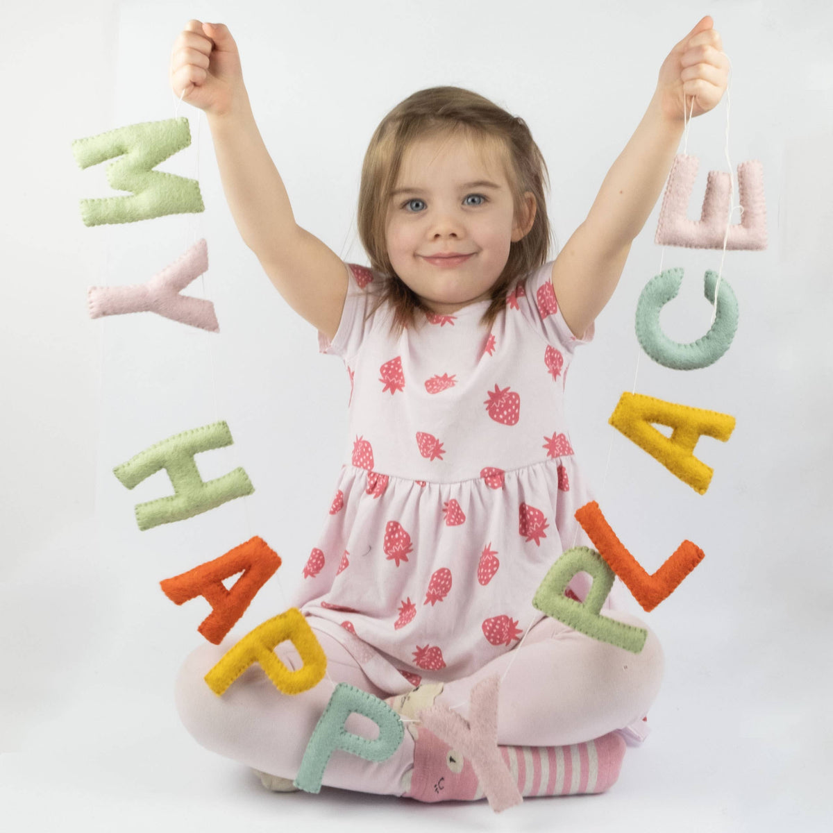 Positive Phrases: Felted Words Garland/Banner - Kids