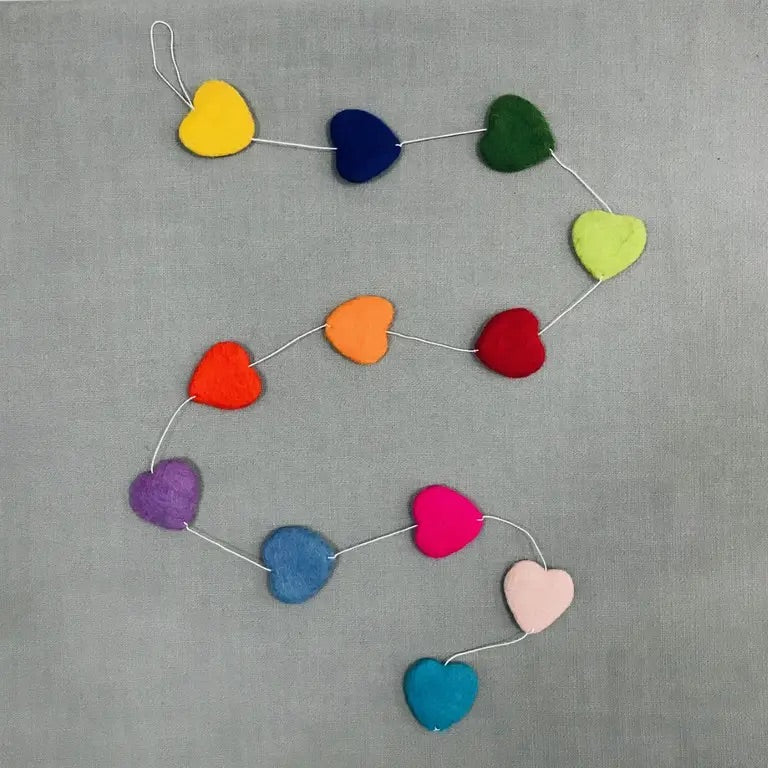 Felt Garland Hearts - The Winding Road